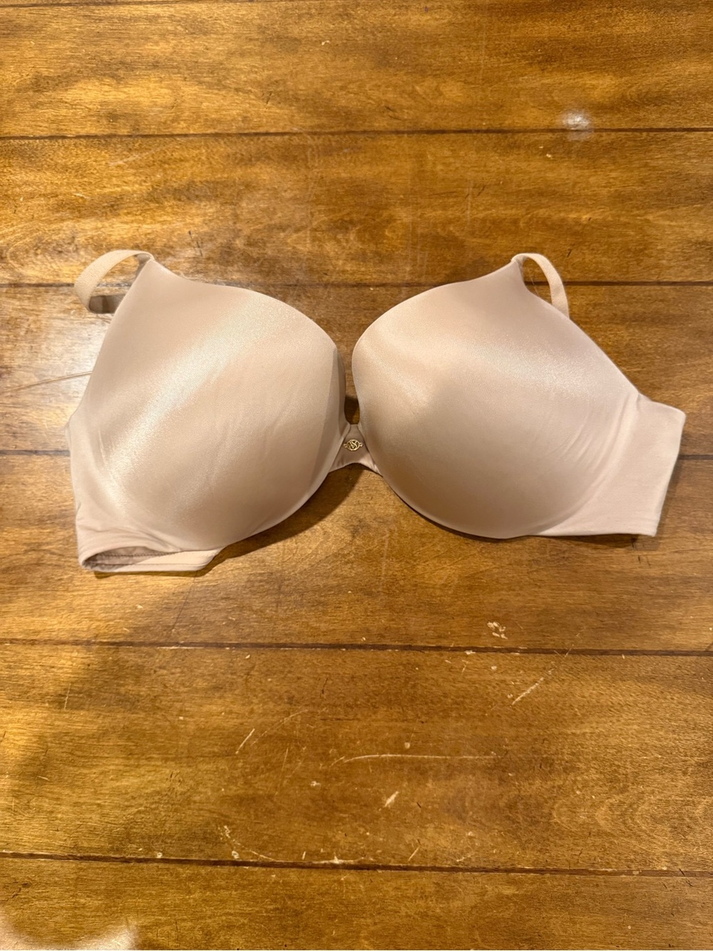 Victoria's Secret Light Nude Smooth T-Shirt Bra